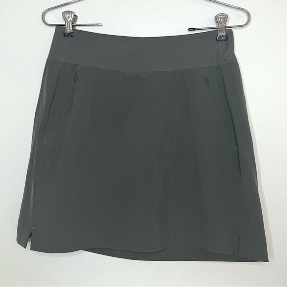Athleta Green Soho Athletic Skort Skirt Sz 2 - Picture 2 of 6